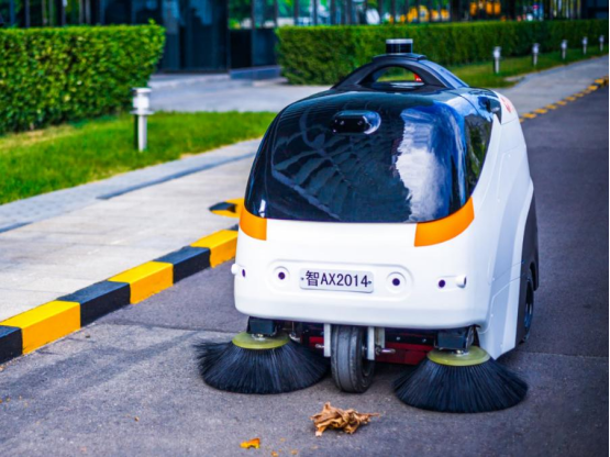 道路清掃垃圾車的無(wú)風(fēng)扇合肥工控機(jī)